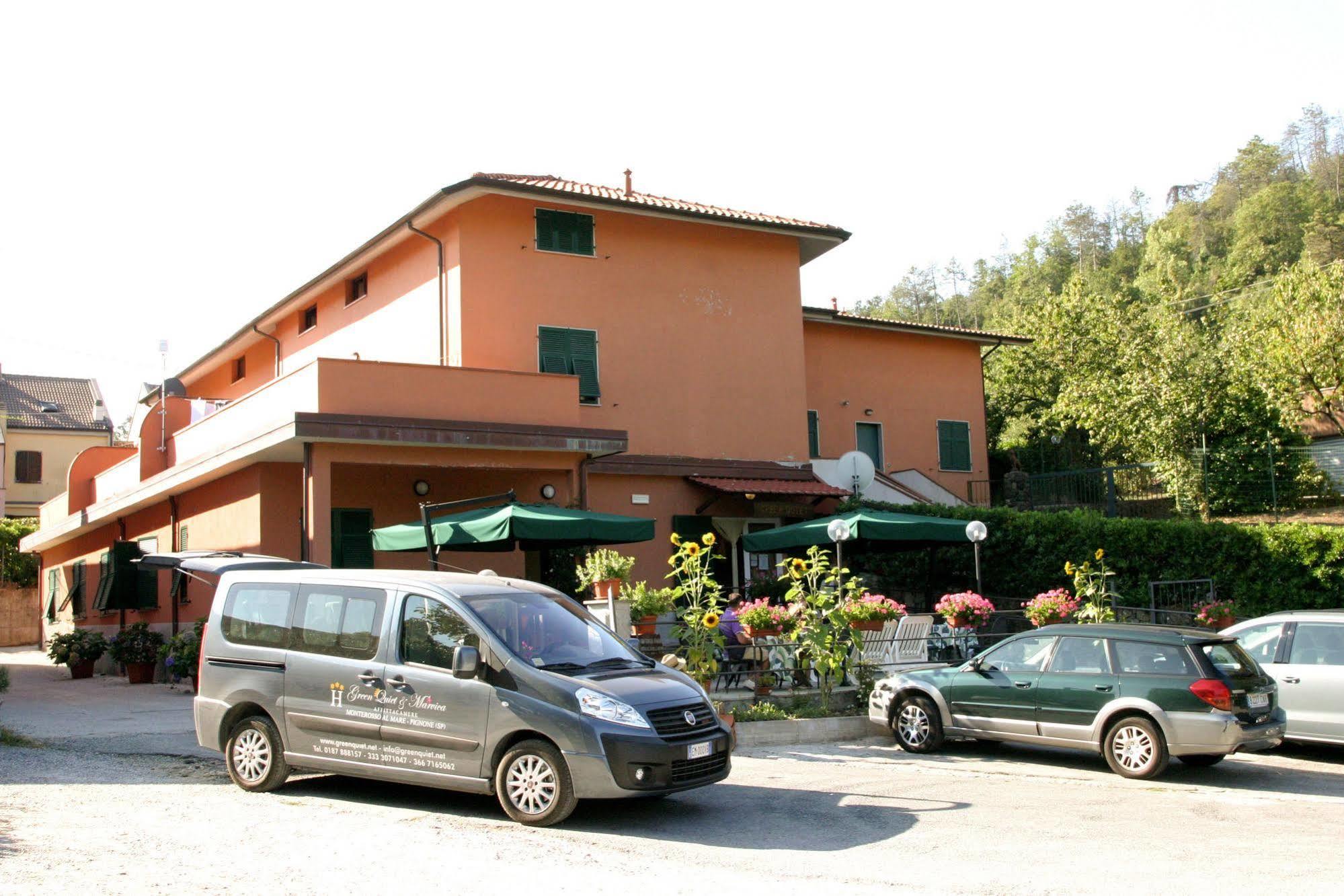 Green Quiet Affittacamere Pignone Bagian luar foto